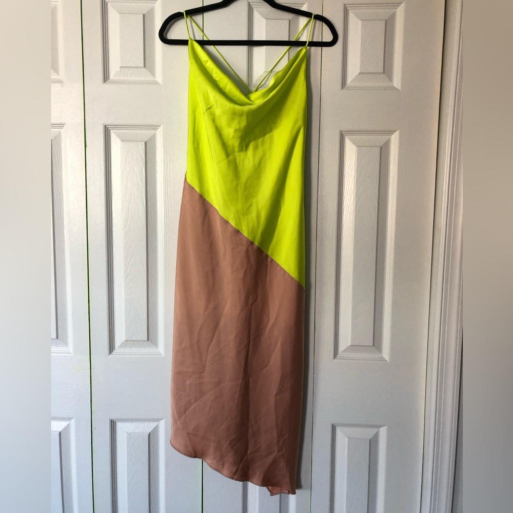 High contrast slip dress